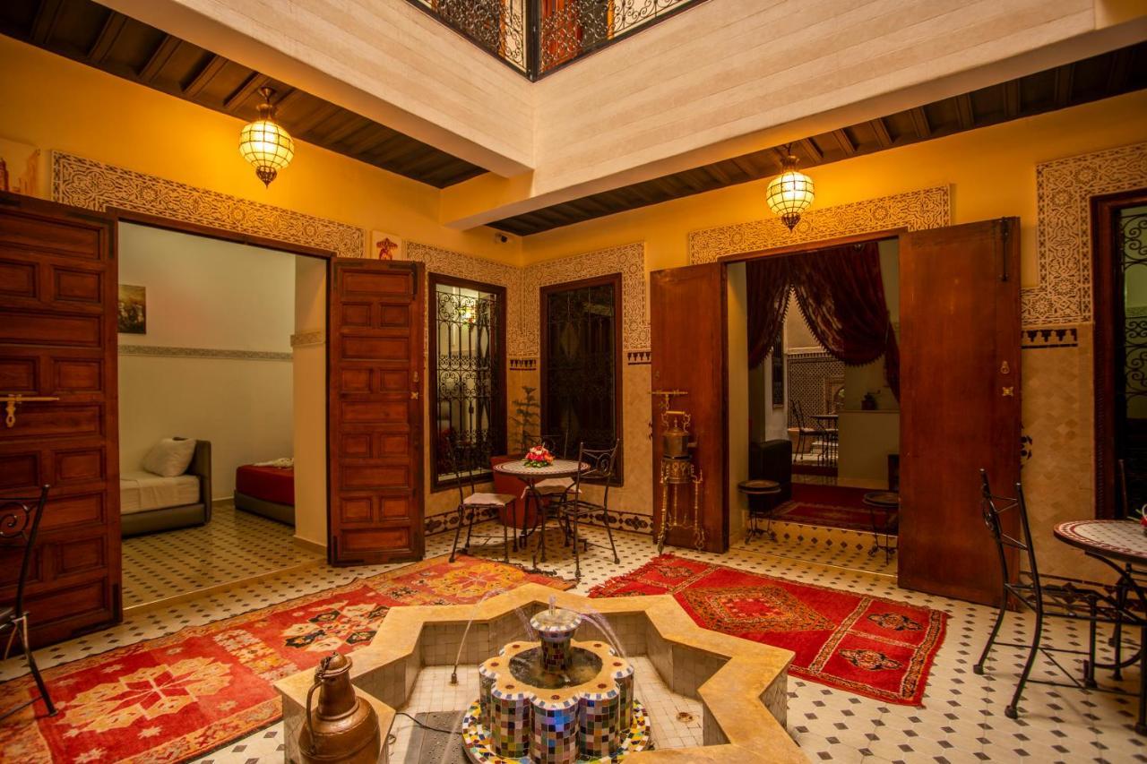 Riad Aymane Marrakesh Bagian luar foto