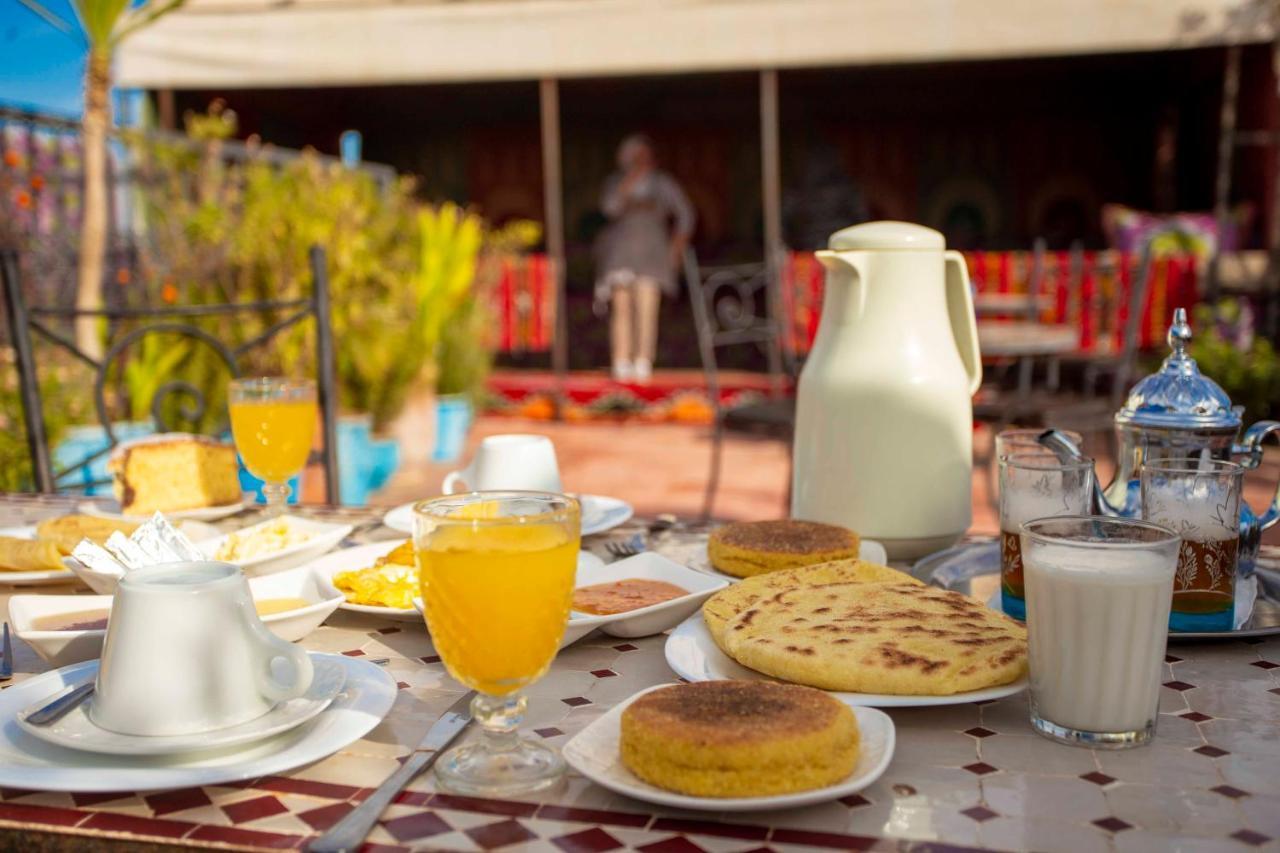 Riad Aymane Marrakesh Bagian luar foto