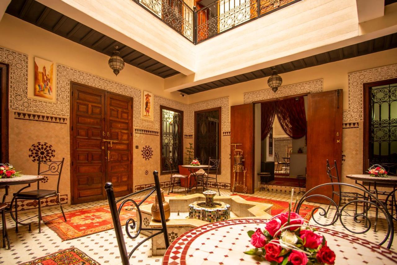 Riad Aymane Marrakesh Bagian luar foto