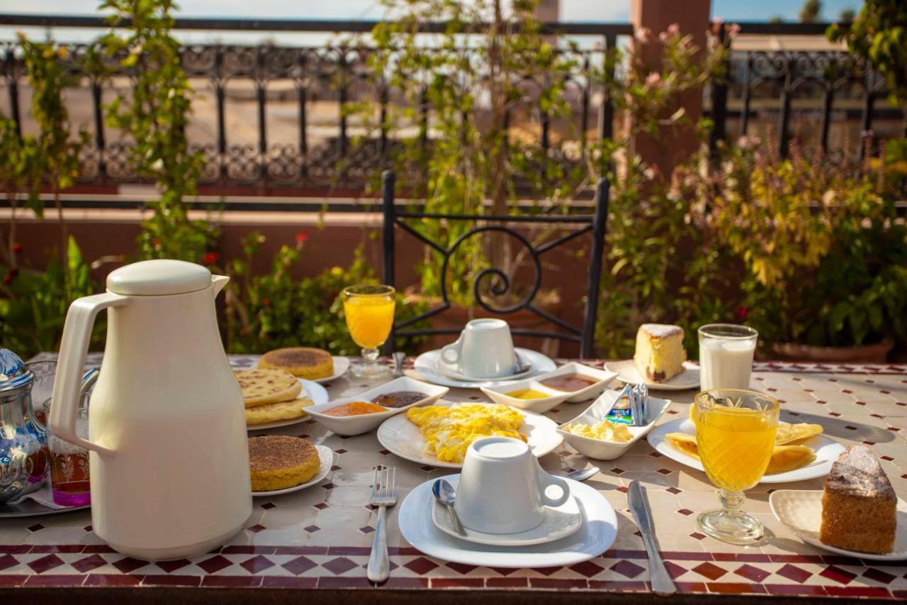 Riad Aymane Marrakesh Bagian luar foto