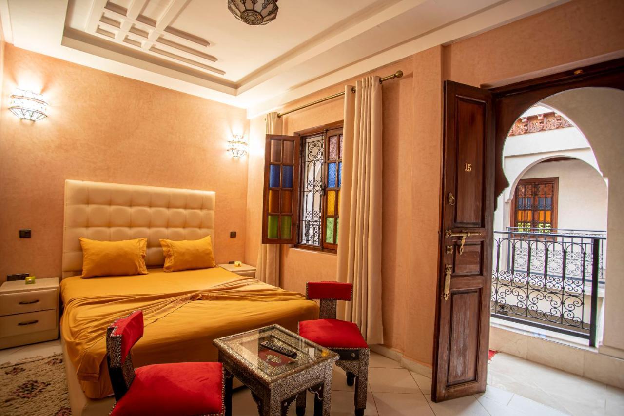 Riad Aymane Marrakesh Bagian luar foto