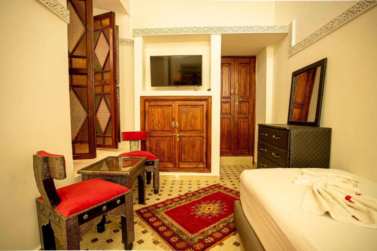 Riad Aymane Marrakesh Bagian luar foto