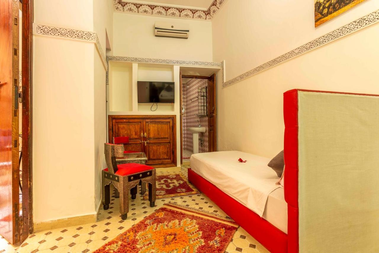Riad Aymane Marrakesh Bagian luar foto