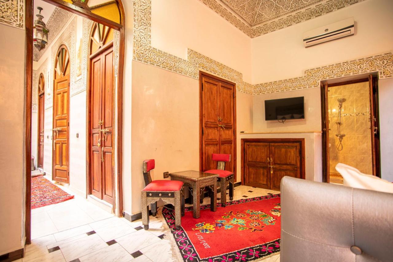 Riad Aymane Marrakesh Bagian luar foto